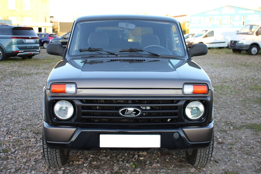 Лада 4x4 2121 Нива
