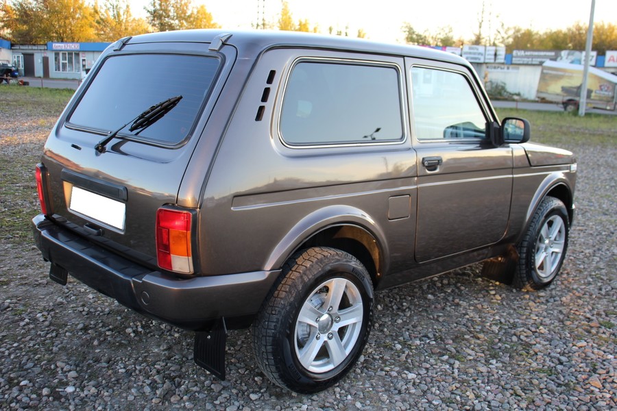 Лада 4x4 2121 Нива