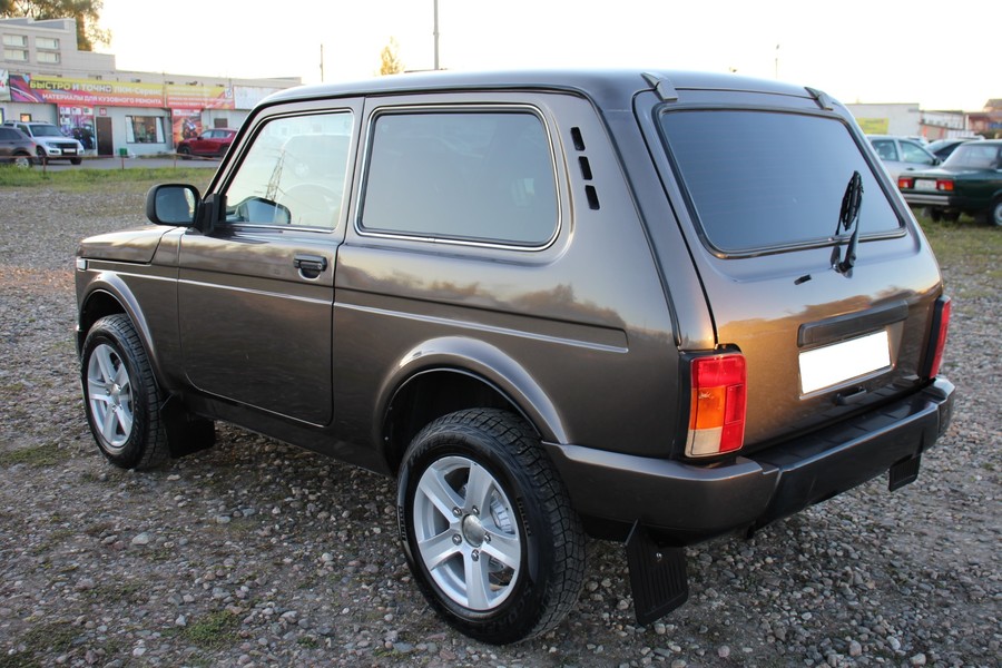 Лада 4x4 2121 Нива