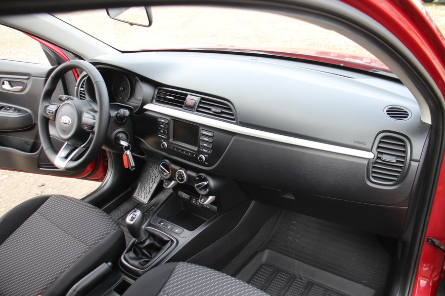 Kia Rio, 2017 год