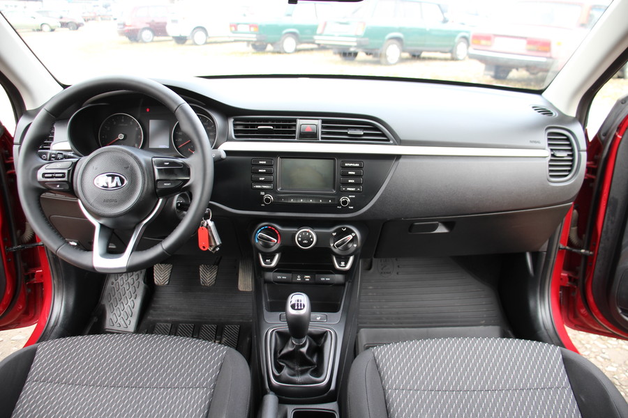 Kia Rio, 2017 год